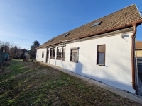 Eladó családi ház Pócsmegyer, 175m2