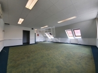 Miete büro Székesfehérvár, 69m2