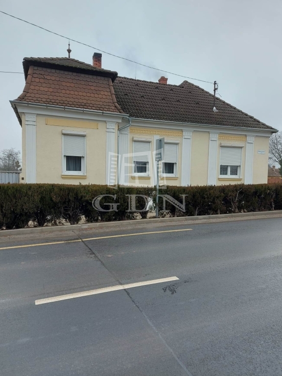 For sale Csepreg Semidetached house